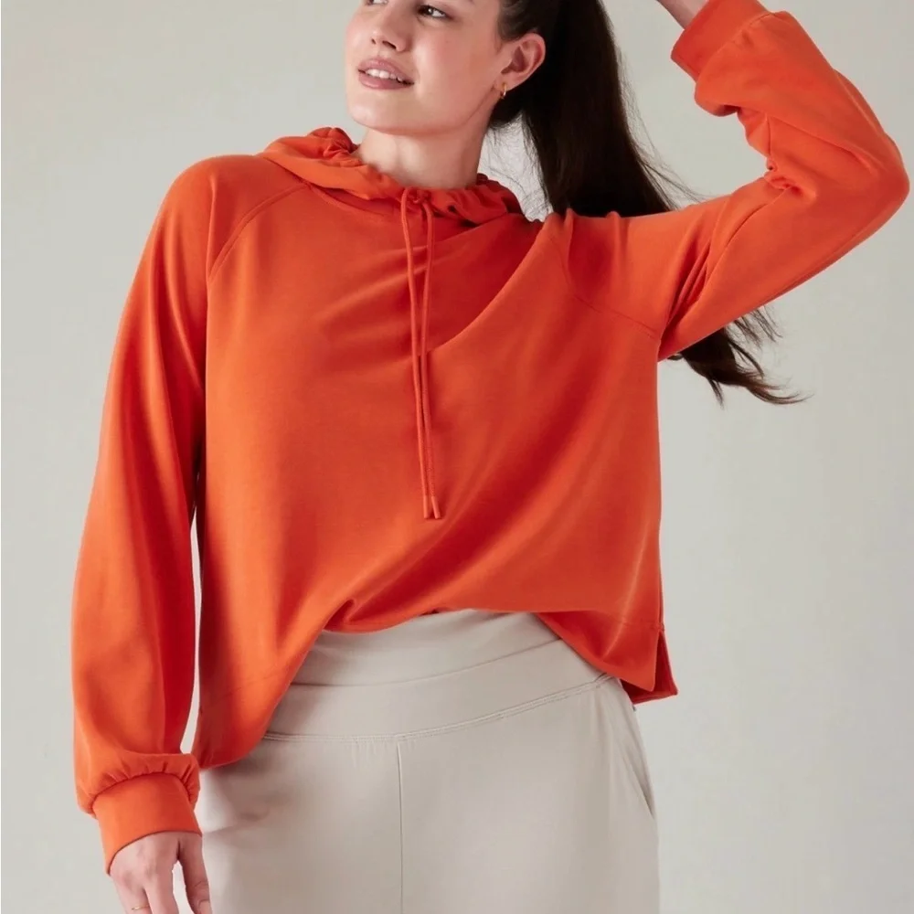 ATHLETA WOMEN'S LARKSPUR RED LONG SLEEVE SEASOFT HOODIE SWEATSHIRT Sz Small